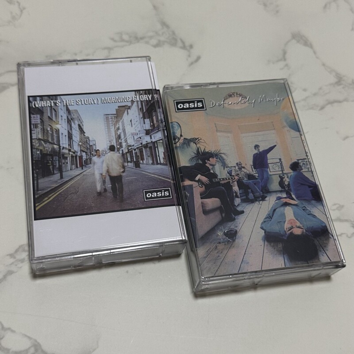 Vintage Collectibles & More Llc Photos - Cassettes de la groupe de rock