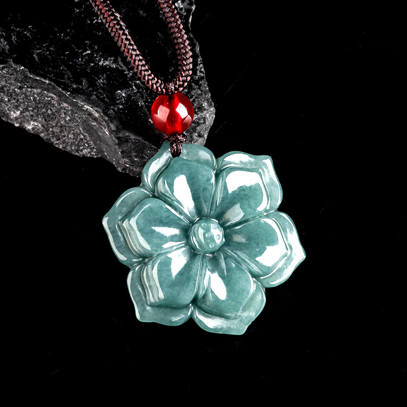 Collier pendentif fleur en jad - Vintage Necklace avis et prix